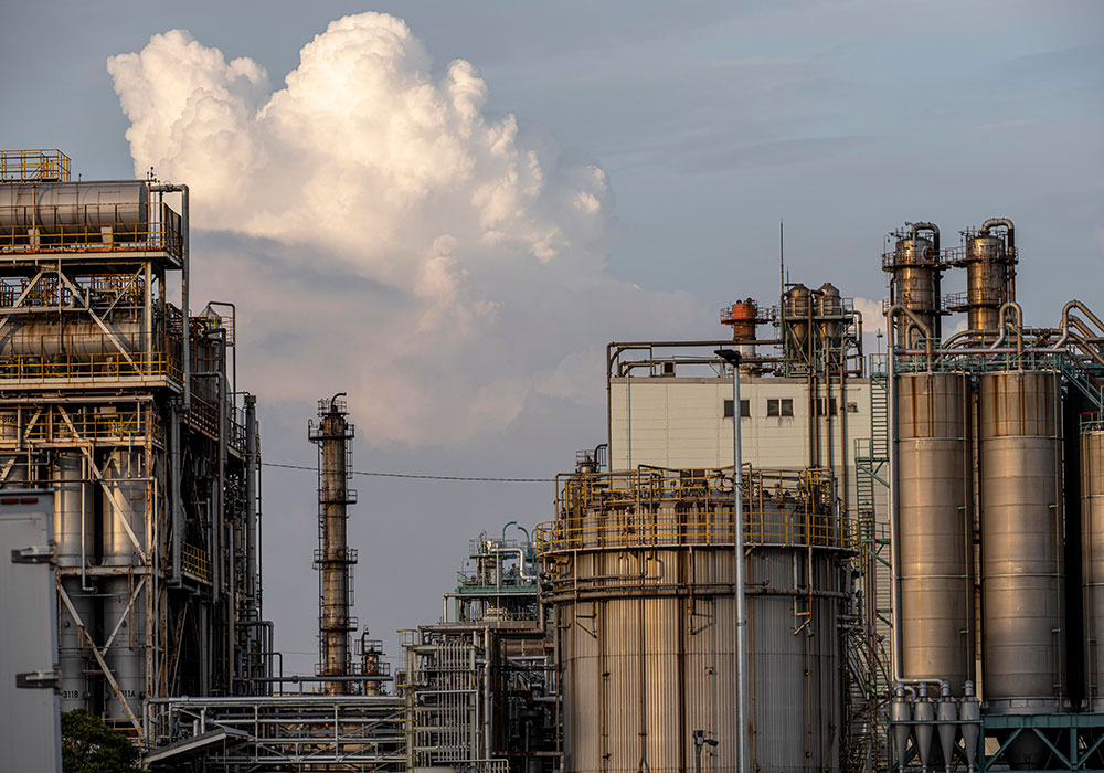 Localization_of_the_ petrochemical_industry